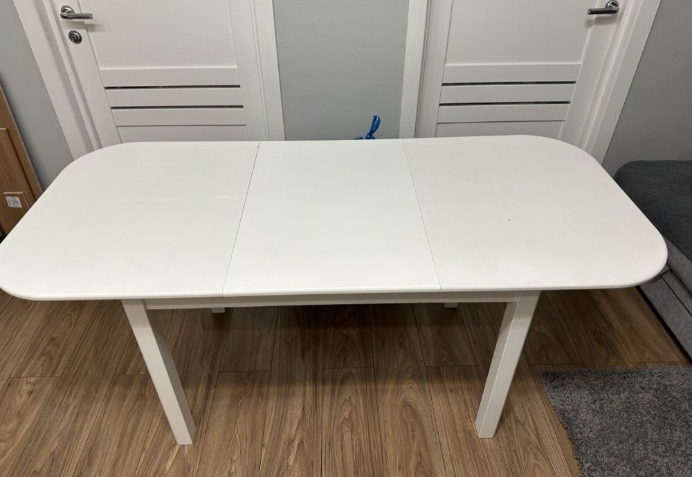 Кухонный стол раздвижной белый