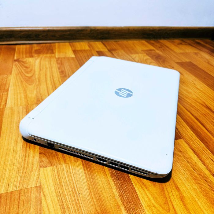 Laptop HP AMD A8-6410, 15.6”, 1TB/1000GB, Video DEDICAT, DVD-RW