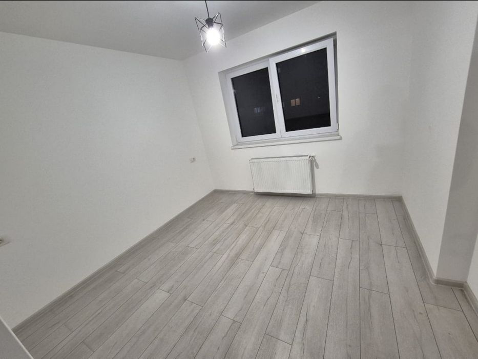 Inchiriez Apartament 2 Camere Top City zona Coresi Brasov Nemobilat