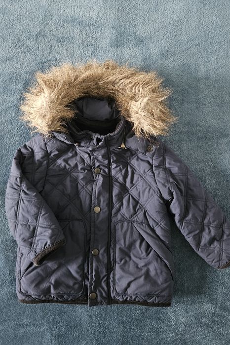 Geacă matlasată Zara mărimea 3-4 ani