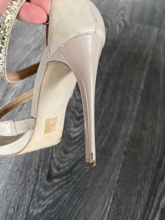 Sandale 36, toc 11 cm, Guess