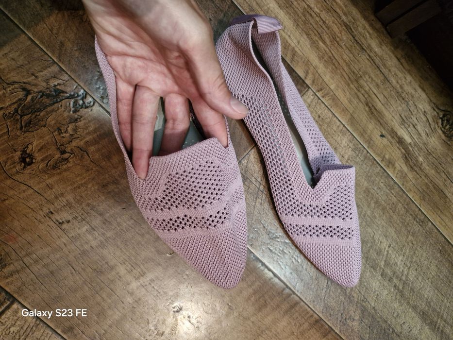 Продам женские макасы