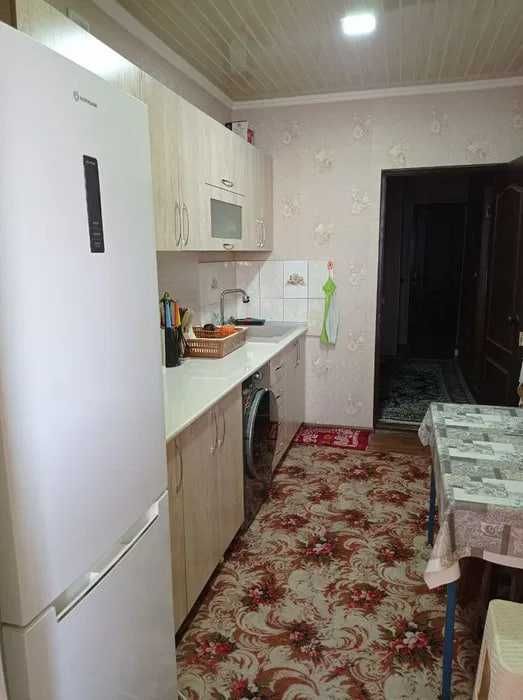 Юнусабад 18  кв 4/4/4 85м2 Кирпичний дом 77-серия