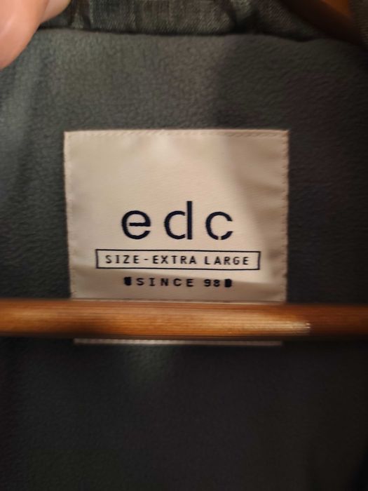 Зимно дамско яке EDC