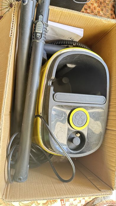 Пароочиститель Karcher