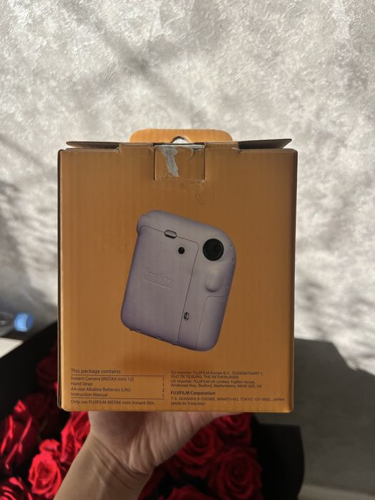 Продам Instax Mini 12