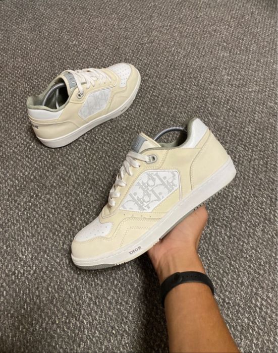 Dior b27 low beige