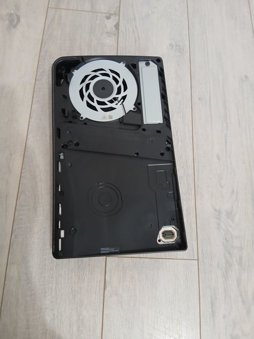 Vand Play Station 5 Digital Edition 825gb
