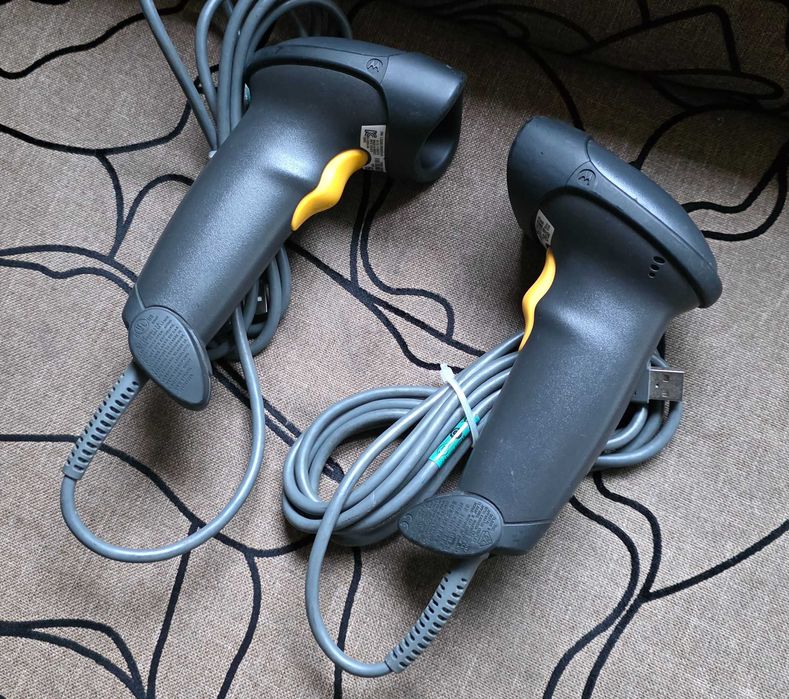 Баркод скенер Motorola Symbol LS2208 четец, 1D, 2бр.