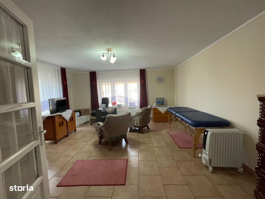 CASA in Seini Ideala pentru cei care cauta liniste, spatiu si confort