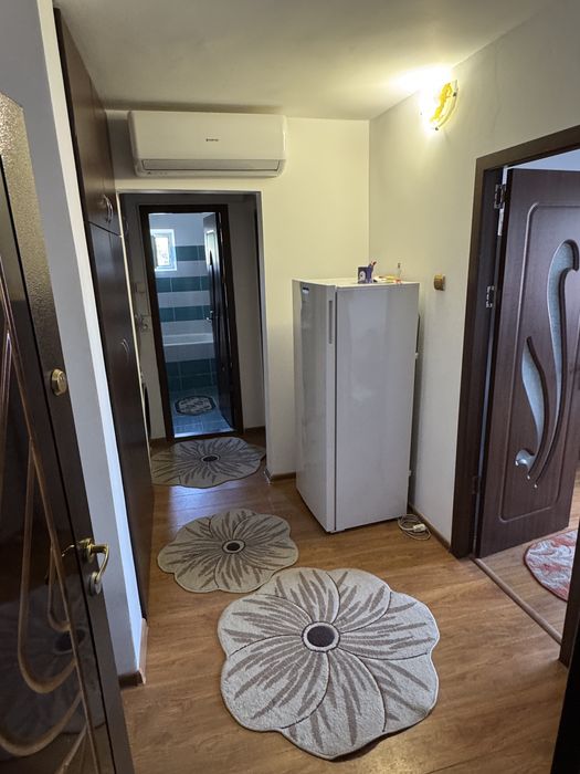 Apartamnet 2 camere, decomandat, Valea Rosie