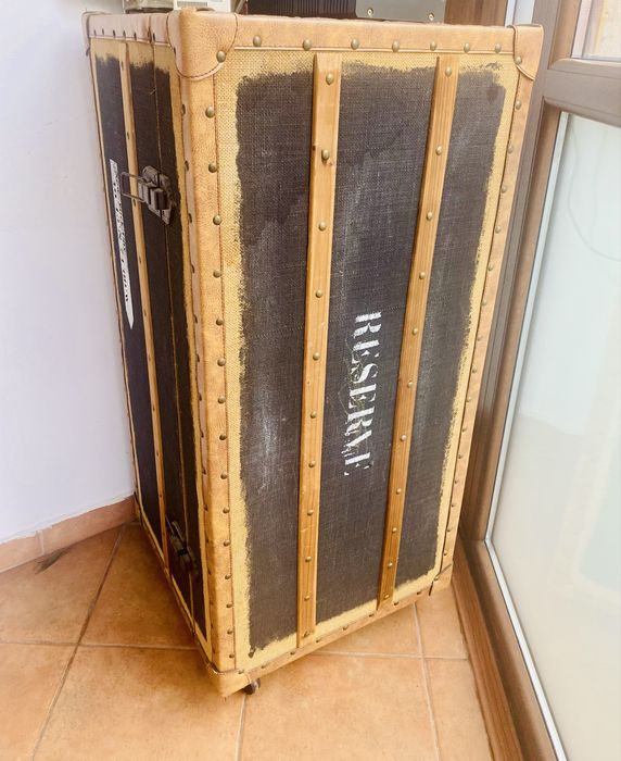 Bar rustic industrial