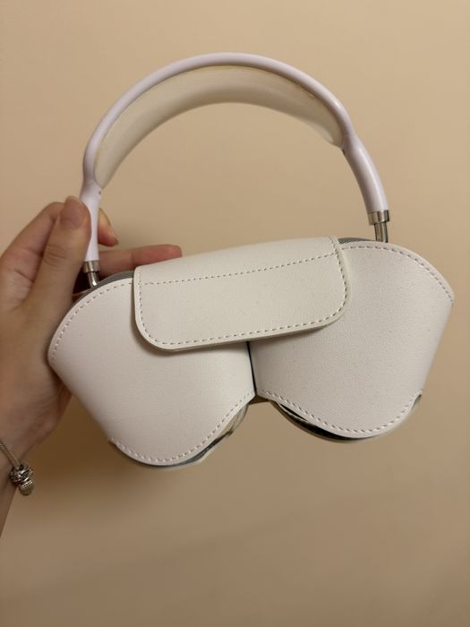 Caști wireless și cablu