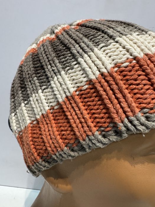 Зимна шапка NAPAPIJRI