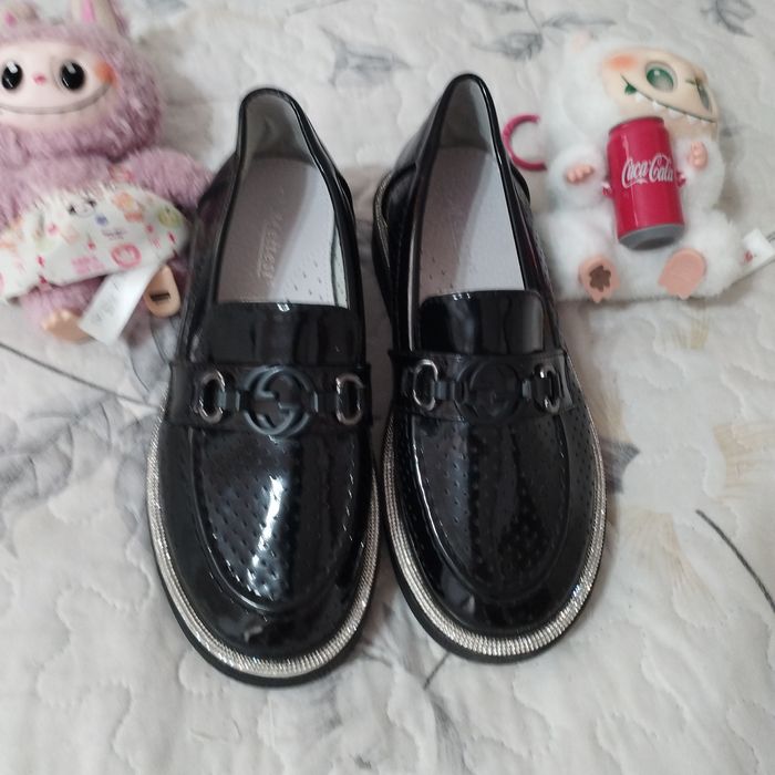 Обувь для девочки в школу