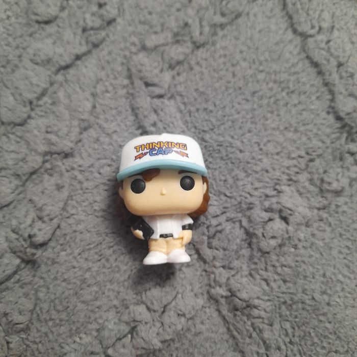Фигурка из Kinder Joy