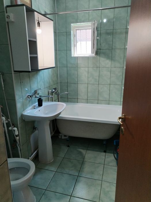 Apartament de închiriat