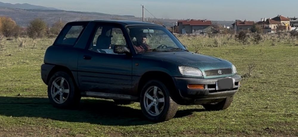 Тойота Рав 4 на части