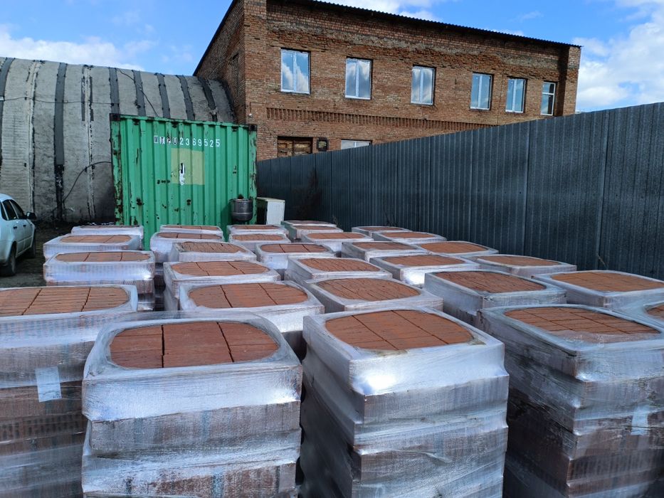 Продам кирпичи облицовочные