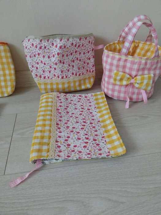 Подаръчни комплекти с несесери