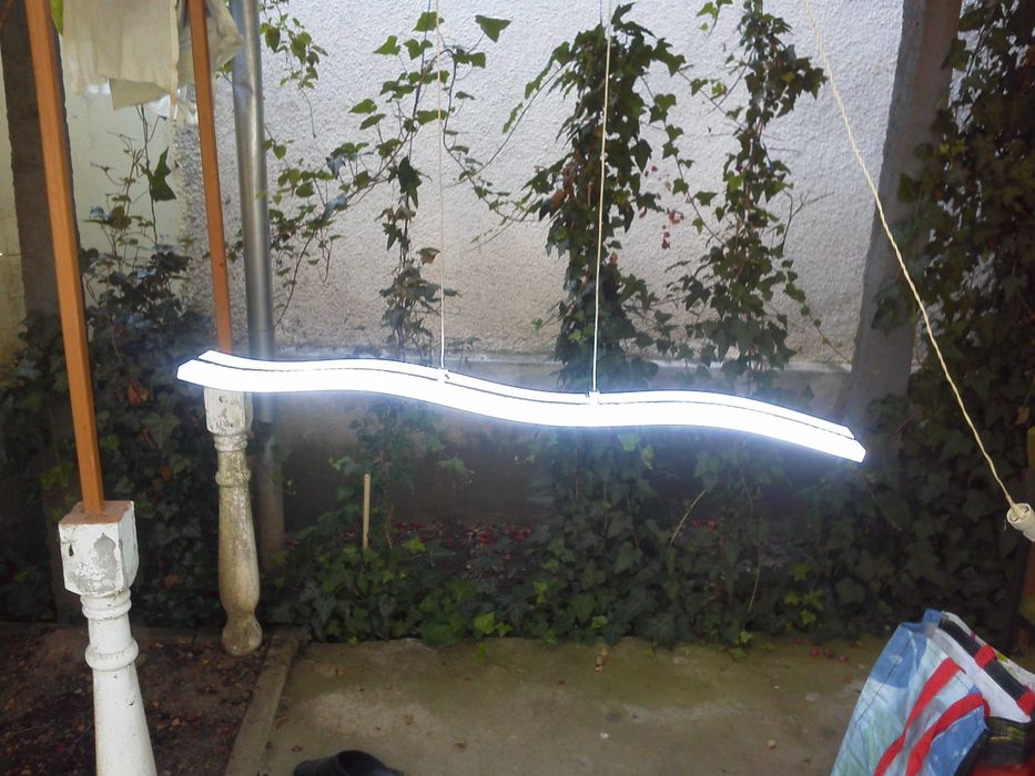 Lampa Suspendata cu Leduri