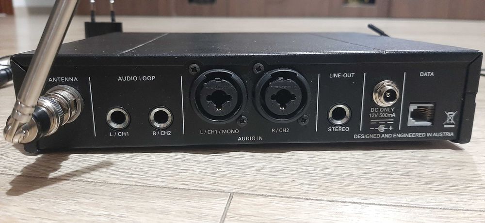 Vand  Akg wireless monitor in-ear