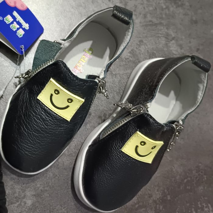 Продается детские вещи новые