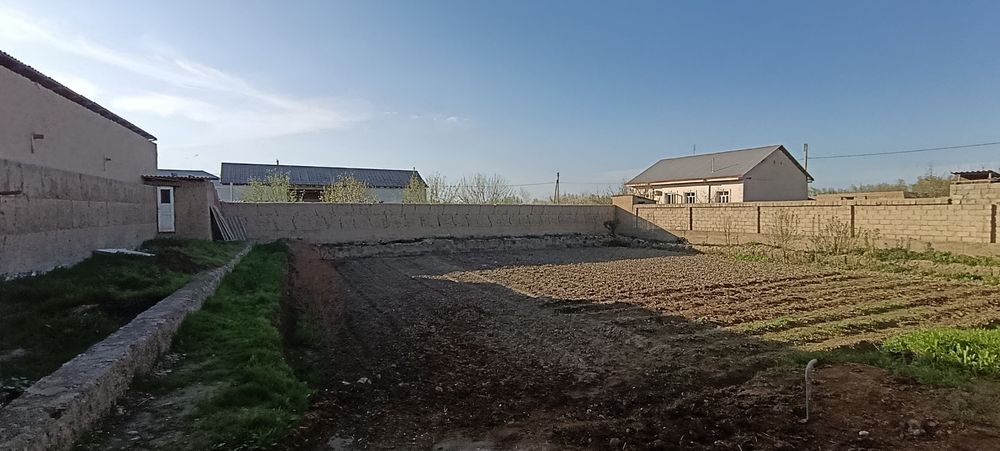 Ховли сотилади янги участка