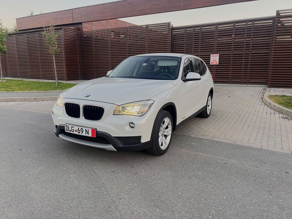 BMW X1 2012 — imagine 2