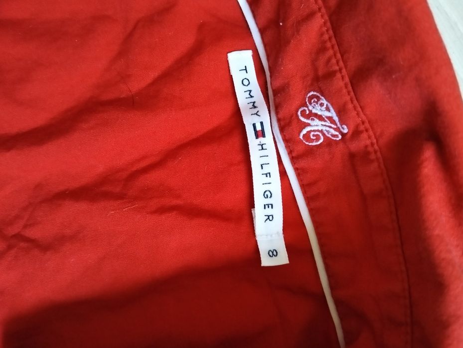 Top damă Tommy Hilfiger, mărimea 8 (aprox. M).