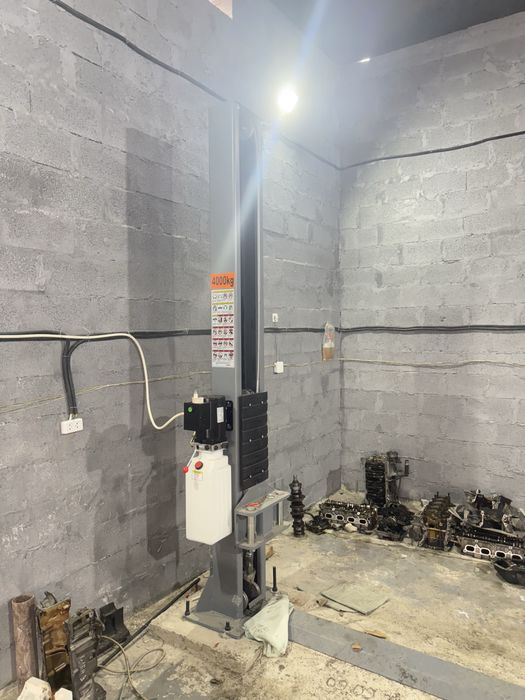 Подъемник новый 4 тонны Launch 220 вольт