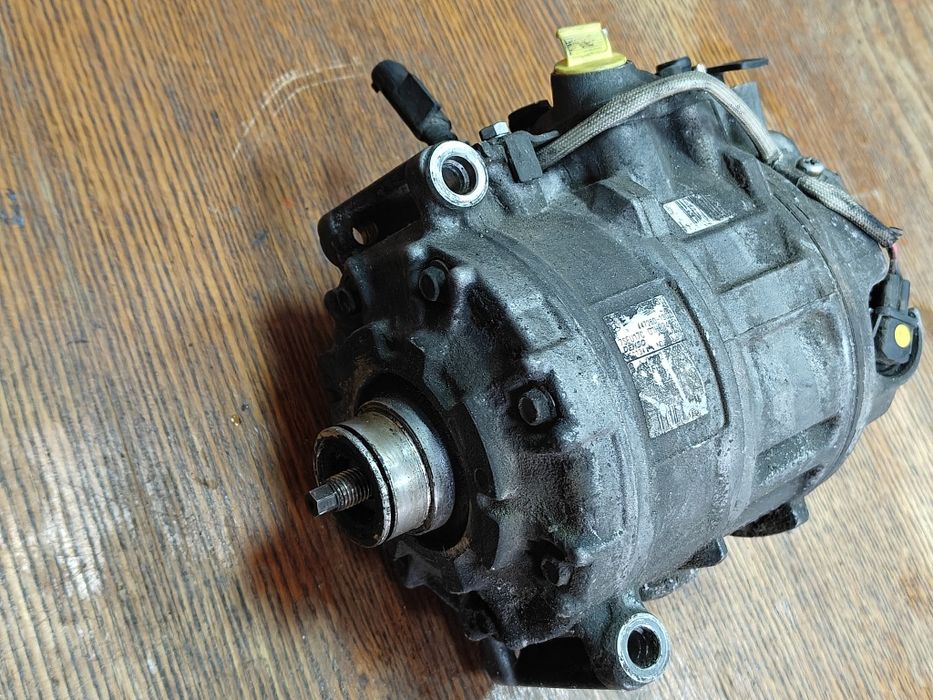 компрессор кондеционера автомобильный DENSO 7SEU17C