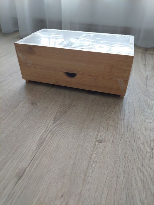 Кутия за съхранение/козметика