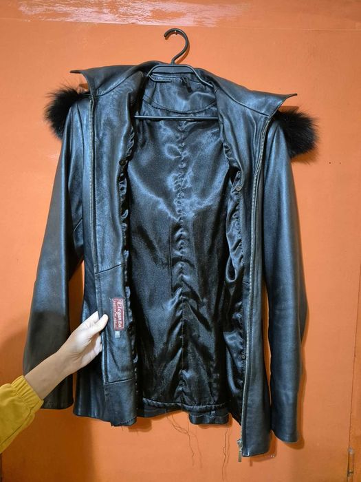 Зимно дамско яке- естествена кожа