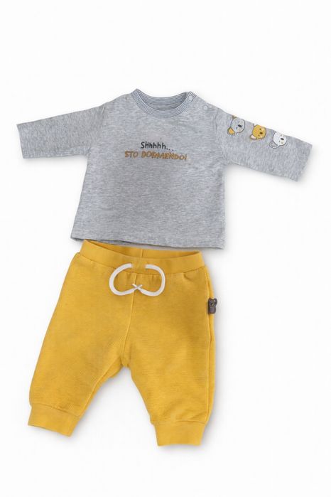 Îmbracăminte bebe(băiat),merge și ca unisex,într-o stare bună