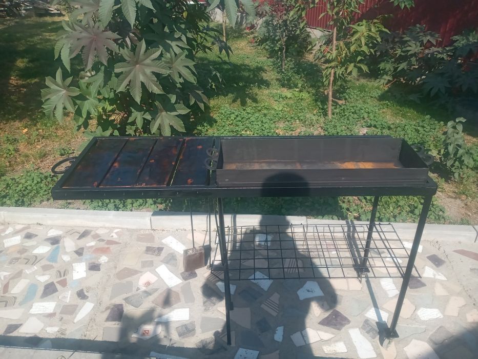 Продам мангал на колесах