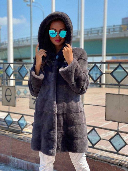 Haina blana vizon , Haină blană nurcă ,  Culoare Gri. m.S-L