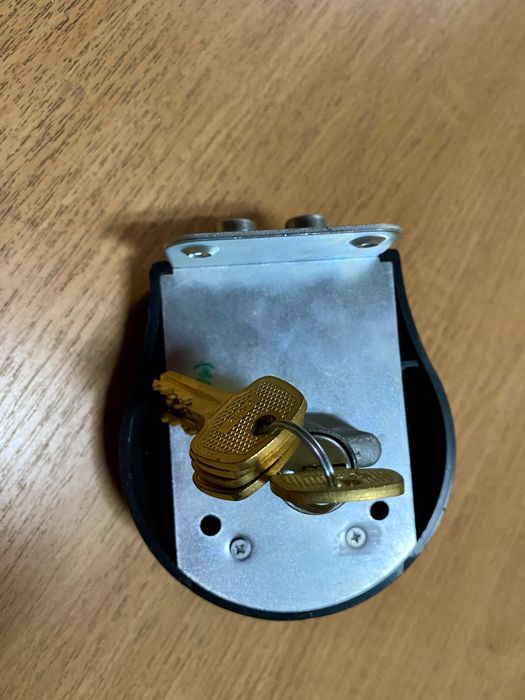 Замок накладной (Россия)