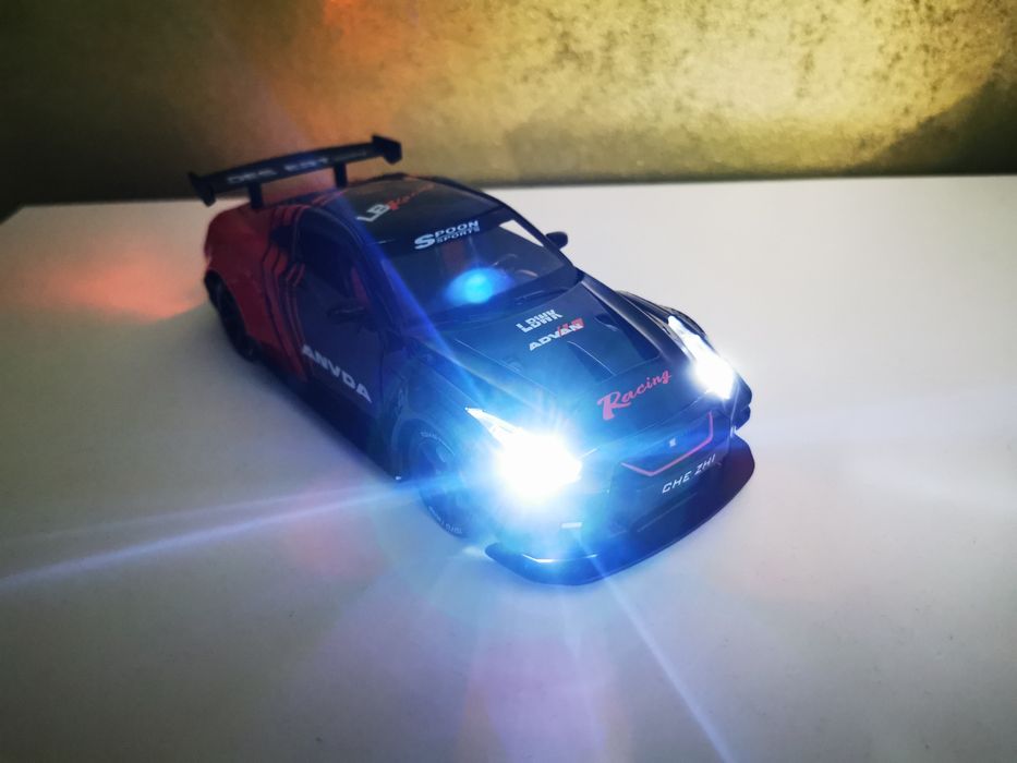 Macheta Nissan GTR R35 Racing, 1:24