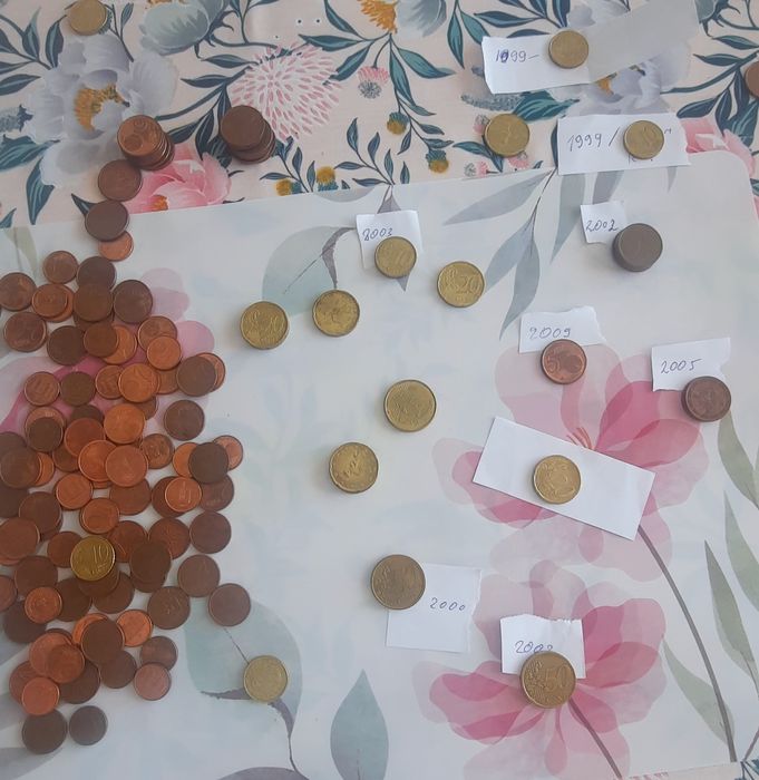 Vând Monezi vechi euro cenți