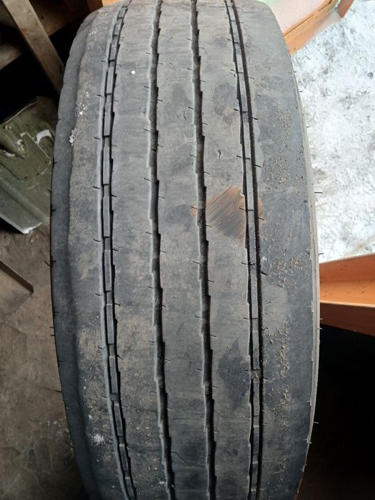 Резина 285/70/19,5