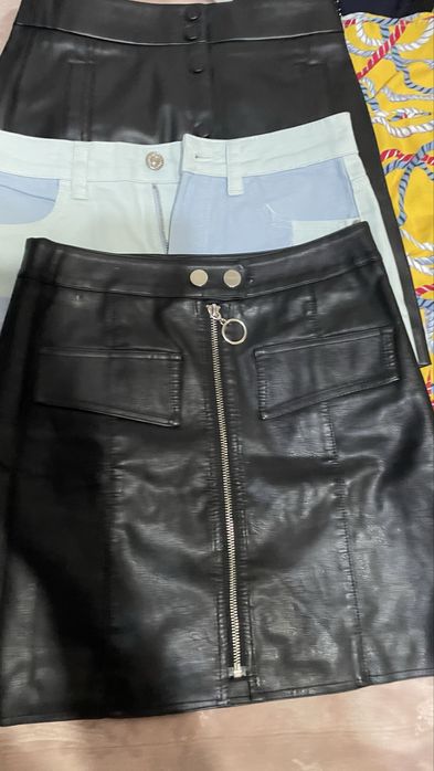 Продам платья топы юбки