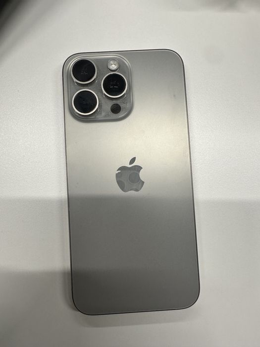 Iphone 15 Pro Max 256 gb silver