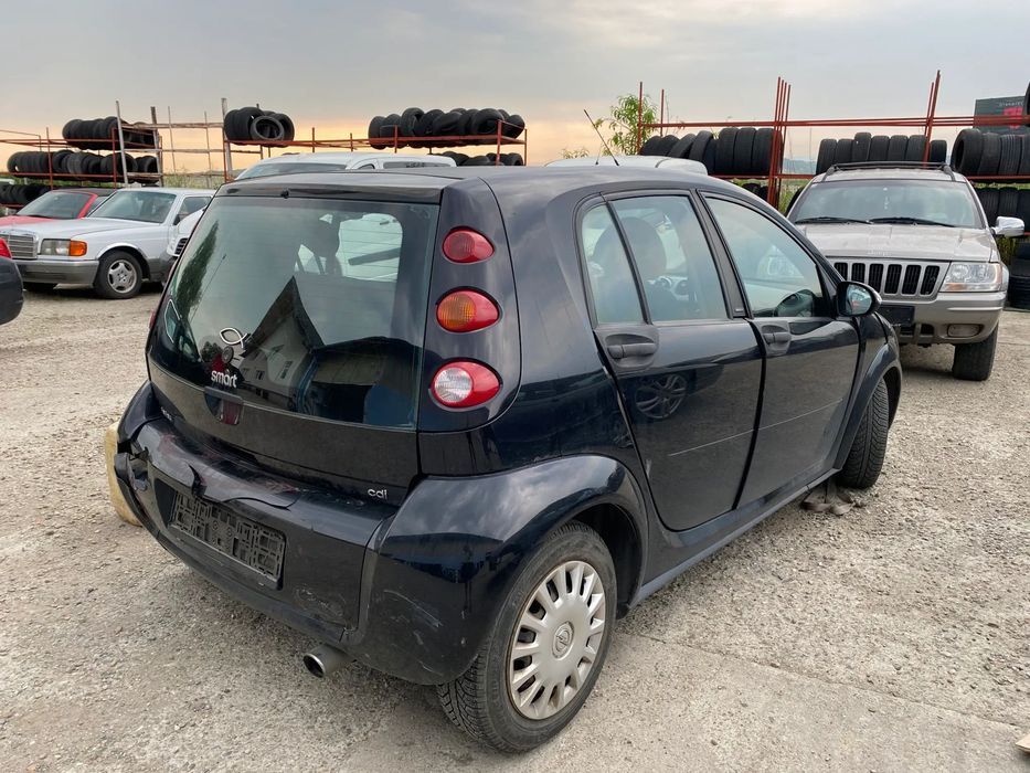 Dezmembrez piese Smart Forfour