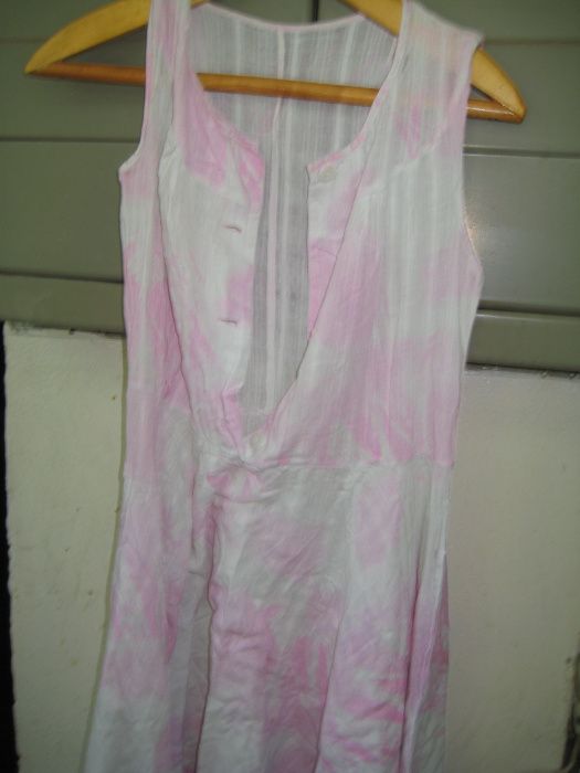 платья 52 размер продам