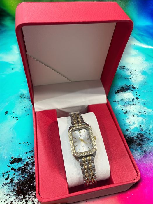 Часы rolex очень красивые