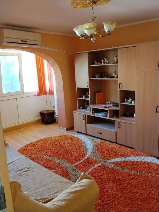 Apartament 2 camere de închiriat