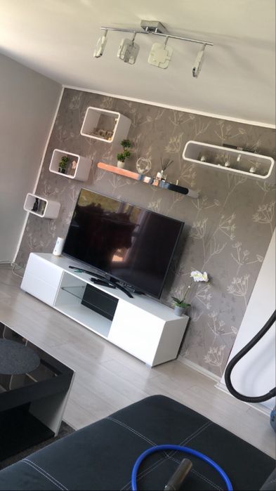 Тв шкаф и етажерки ( рафтчета )