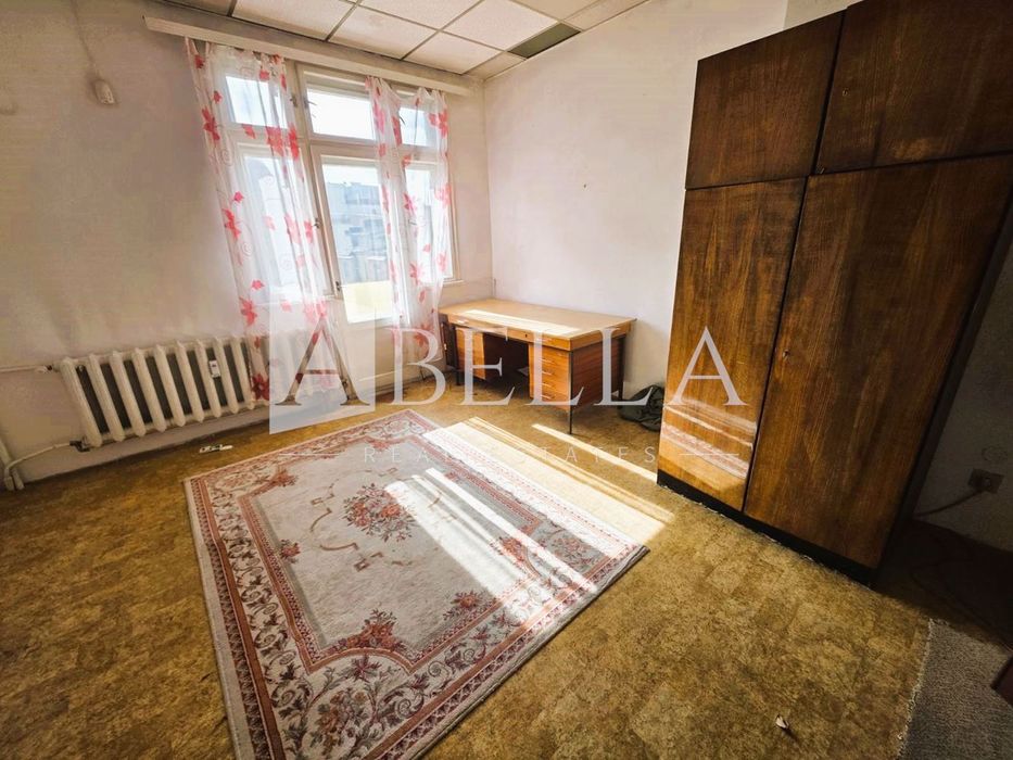 3-стаен в София-Център площ 72 цена 235000