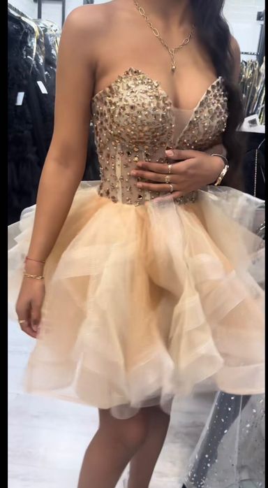 Официалнна рокля!